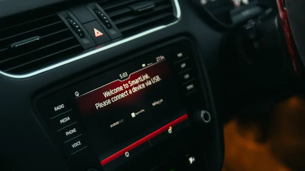 Workarounds to Watch YouTube on Apple CarPlay