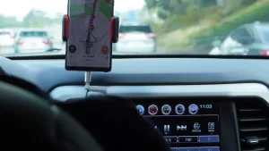 Simple Ways to Watch YouTube on Apple CarPlay