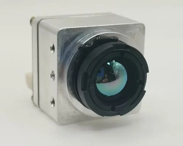 Detector Type: Vanadium Oxide non-cooling Infrared Focal Plane Detector Thermal imaging camera can be used on field equipment such as drones, aircraft and vehicles