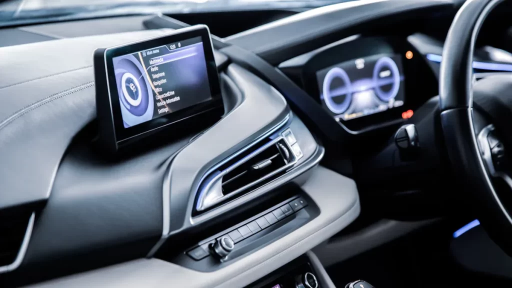 Key Features to Look for in a Wireless CarPlay Adapter