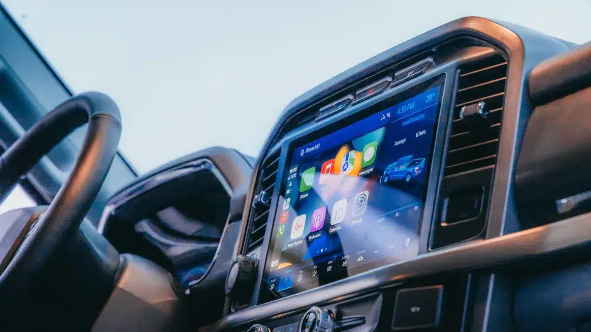 Comparing 12.5 Inch Taxi Screens with Other Popular Sizes