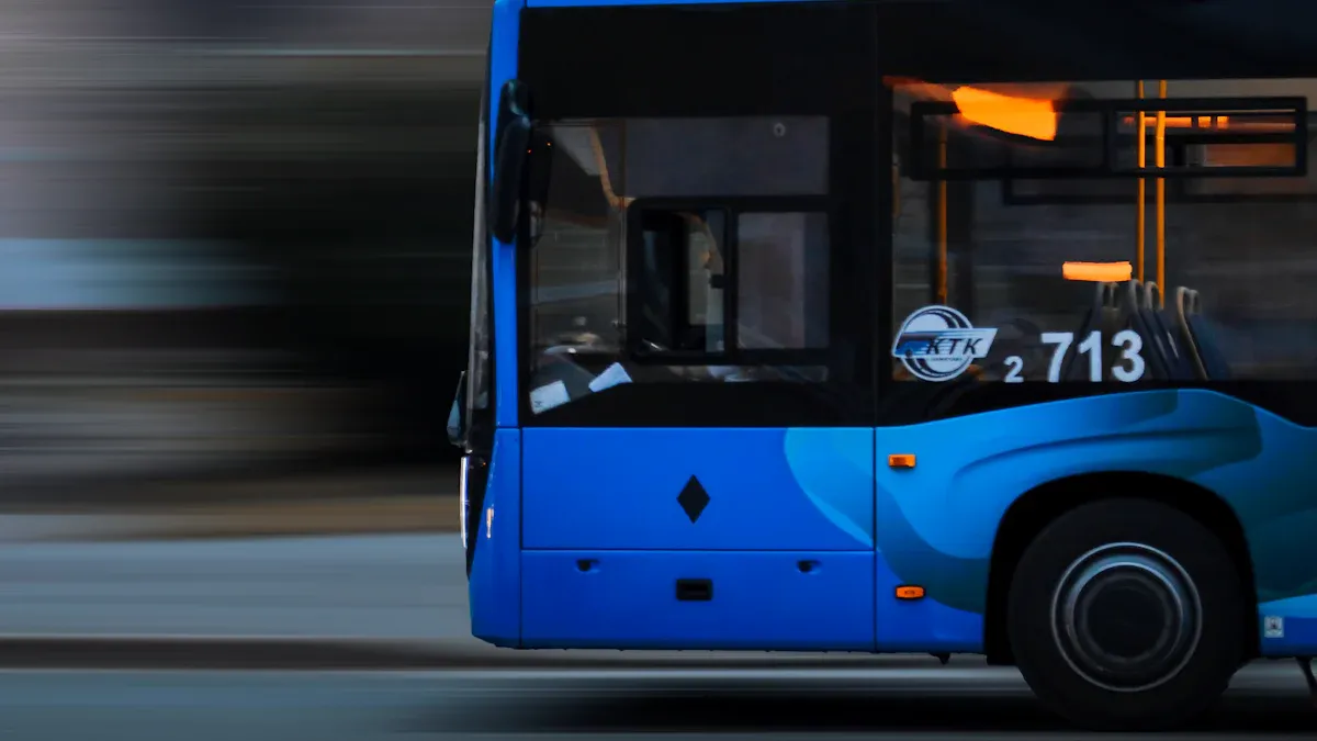 Top 32 Inch Bus Advertising Models