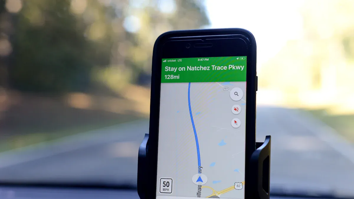 Как работает автоматический рекламный дисплей на основе GPS