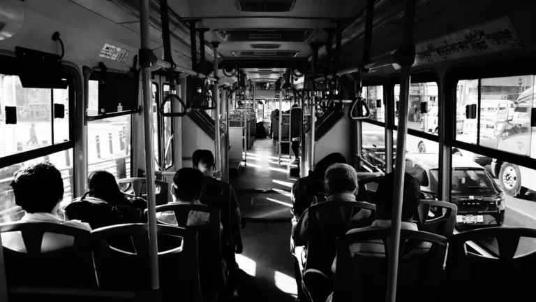 32 Inch Bus Advertising Screens Compared for Performance and Value
