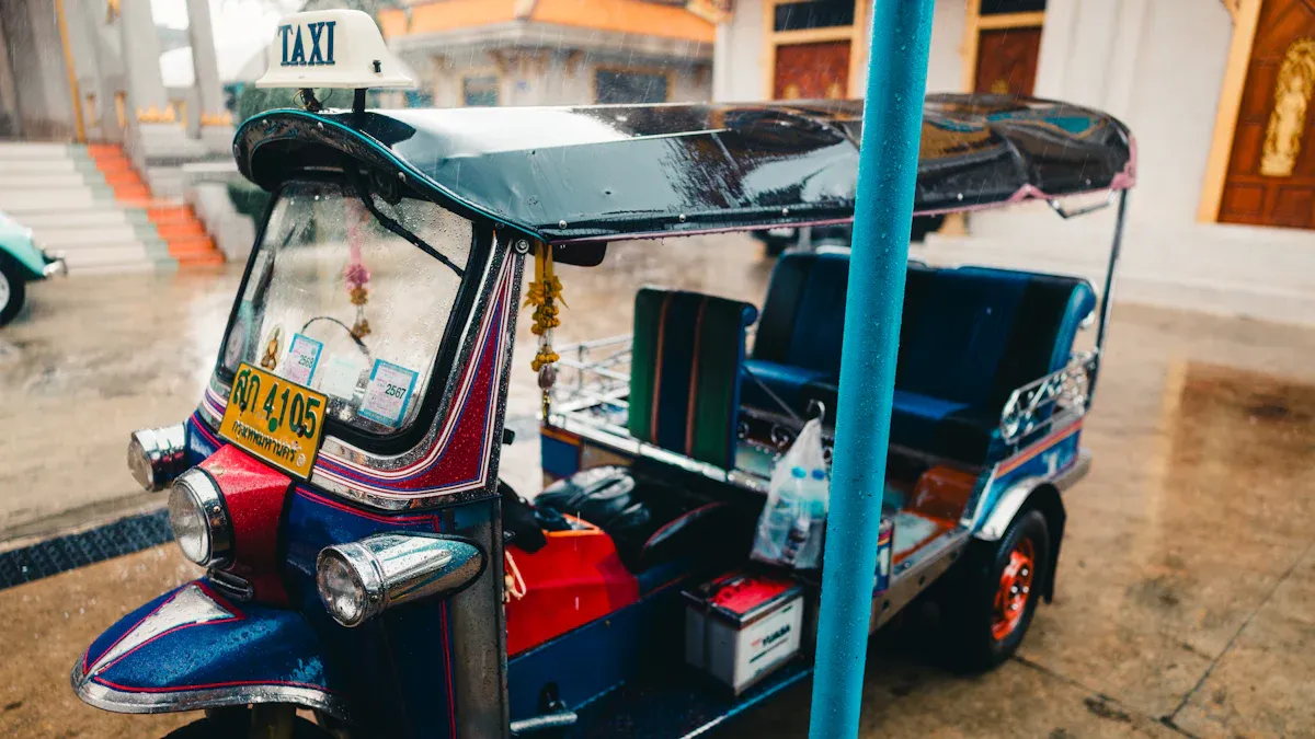 Solar-Powered Taxi Top Media Player Overview