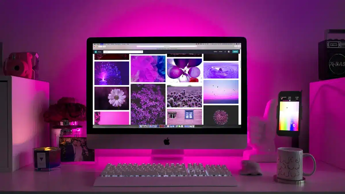 Top Cloud-Managed Ad Displays
