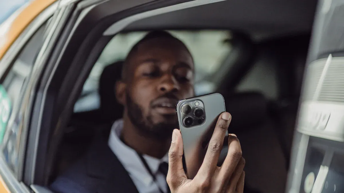 Top Tips for Drivers to Optimize Earnings in Ride-Hailing and Delivery