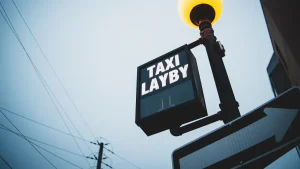 How to Calculate ROI for Taxi Advertising Campaigns