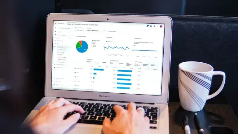 Comparing the Best Cloud-Managed Ad Display Products for 2025