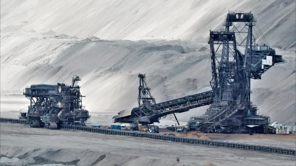 How a 640×512 thermal imaging camera can prevent equipment failures and fire hazards in mining enterprises