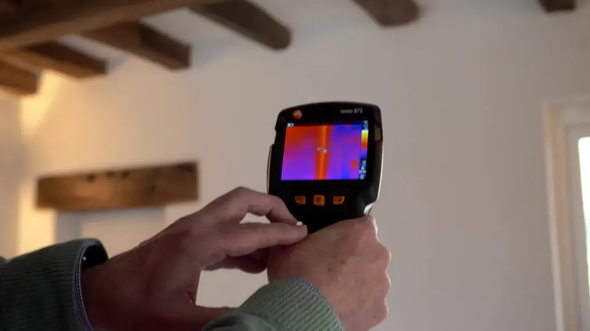 How Uncooled Thermal Cameras Enable Predictive Maintenance in Industrial Settings 3 Predictive Maintenance with Industrial Thermal Imaging