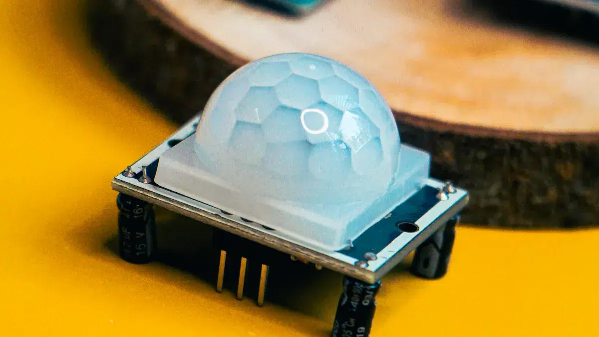 Uncooled Infrared Modules for Enhanced Thermal Monitoring in Canada’s Harsh Environments 2 Uncooled Infrared Module Technology